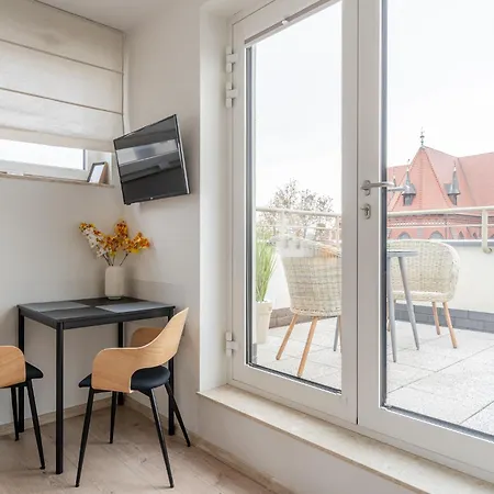 Rentplanet - Apartamenty Dyrekcyjna Wroclaw