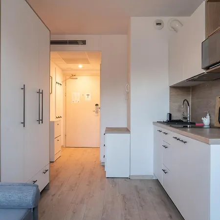 Apartment Rentplanet - Apartamenty Dyrekcyjna Wroclaw