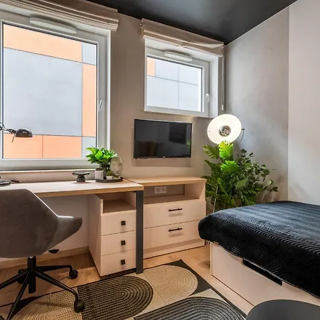 Rentplanet - Apartamenty Dyrekcyjna Apartment Wroclaw