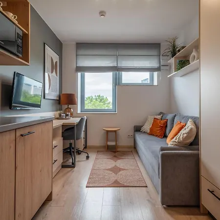 Rentplanet - Dyrekcyjna Appartement *