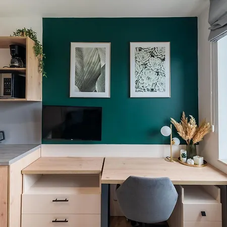 Rentplanet - Apartamenty Dyrekcyjna *