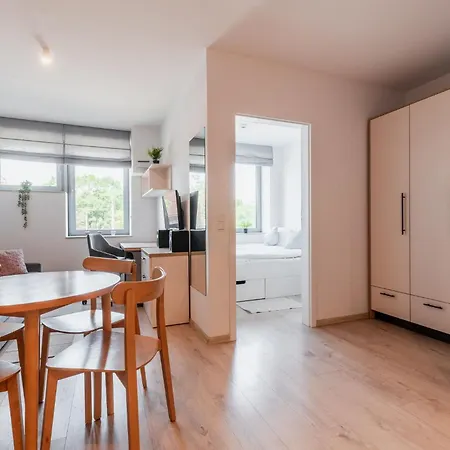 Rentplanet - Dyrekcyjna Apartment *