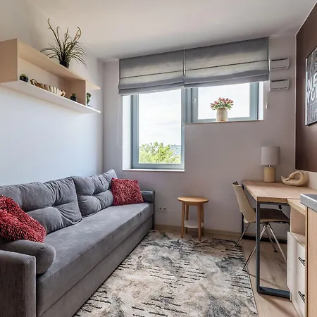 Rentplanet - Dyrekcyjna Apartment