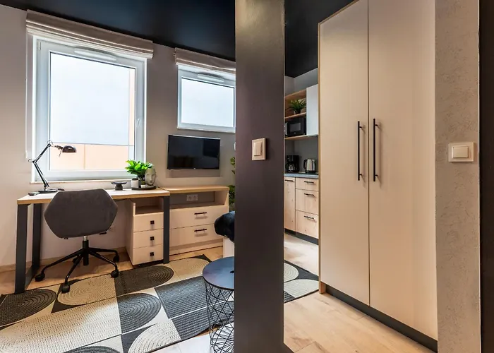 Rentplanet - Dyrekcyjna Apartment